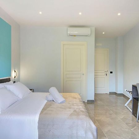Garibaldi Rooms Portici Extérieur photo