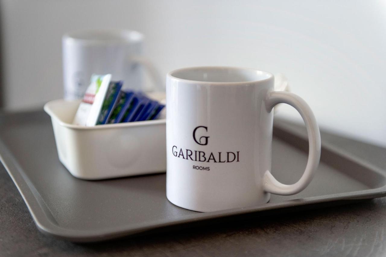 Garibaldi Rooms Portici Extérieur photo
