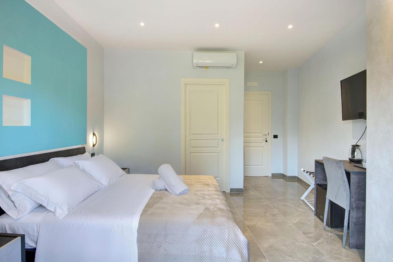 Garibaldi Rooms Portici Extérieur photo