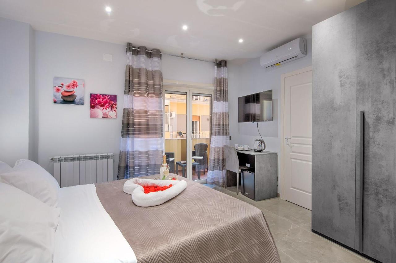 Garibaldi Rooms Portici Extérieur photo